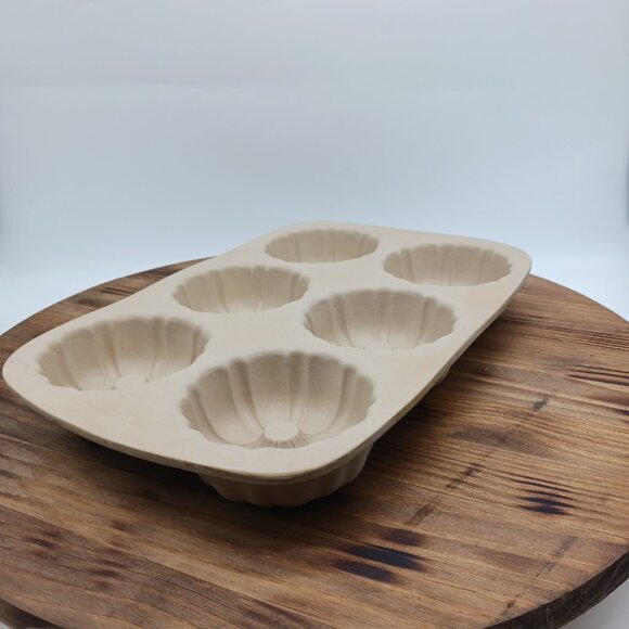 Vintage Pampered Chef Stoneware 6-Cavity Fluted Muffin Pan - Bake Like Grandma - Picture 6 of 8